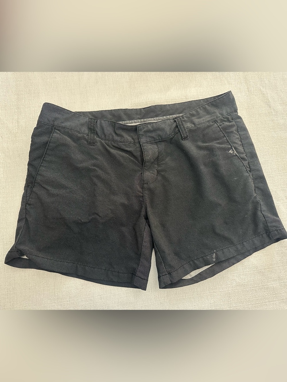 Hurley Women’s Size 5 Charcoal Black Shorts – Casual Active Style